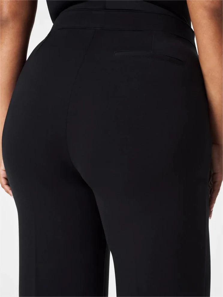 PANTALÓN DE PIERNA ANCHA CON BOTONES