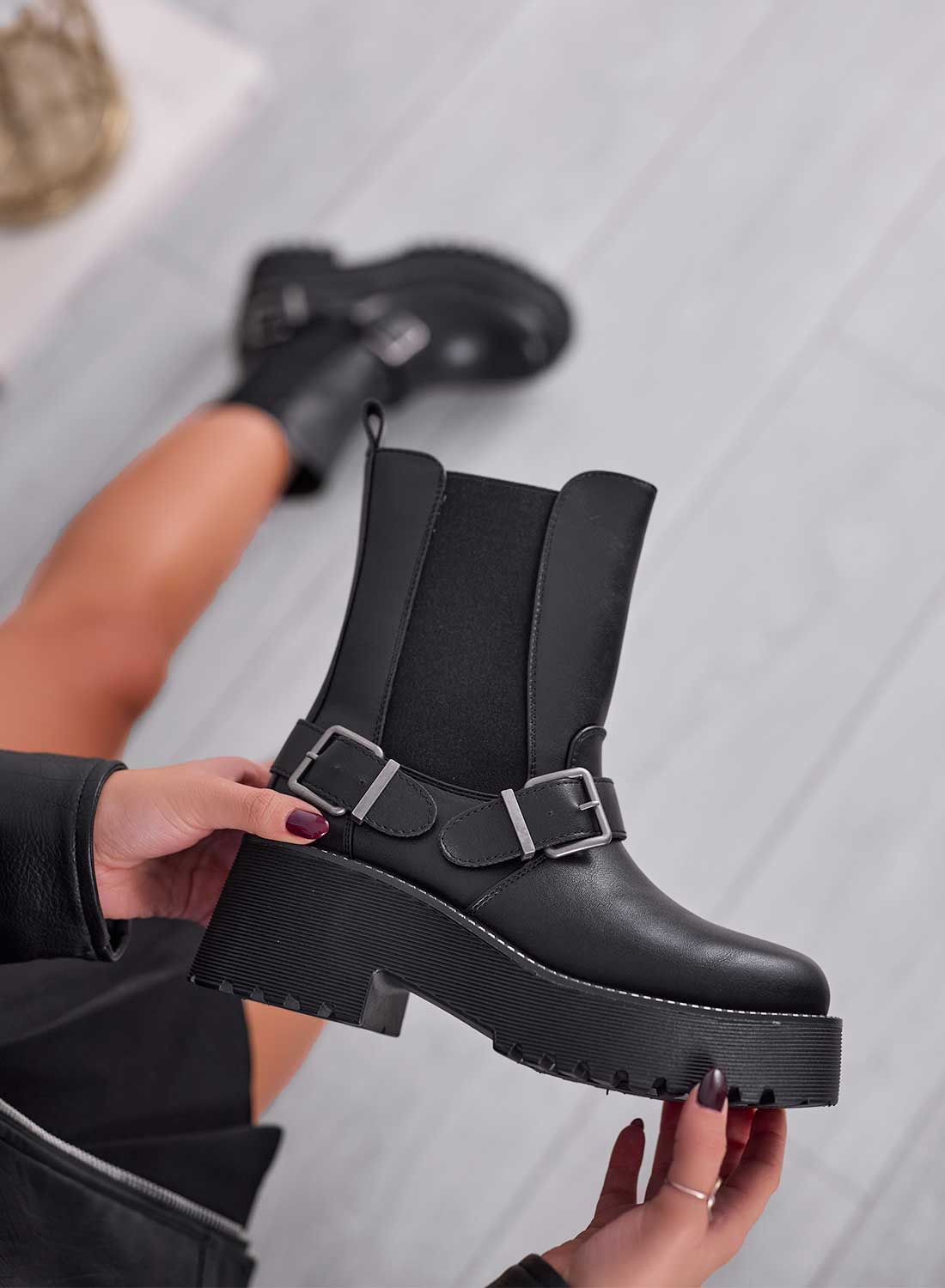 Botas Maddy con Resorte Lateral