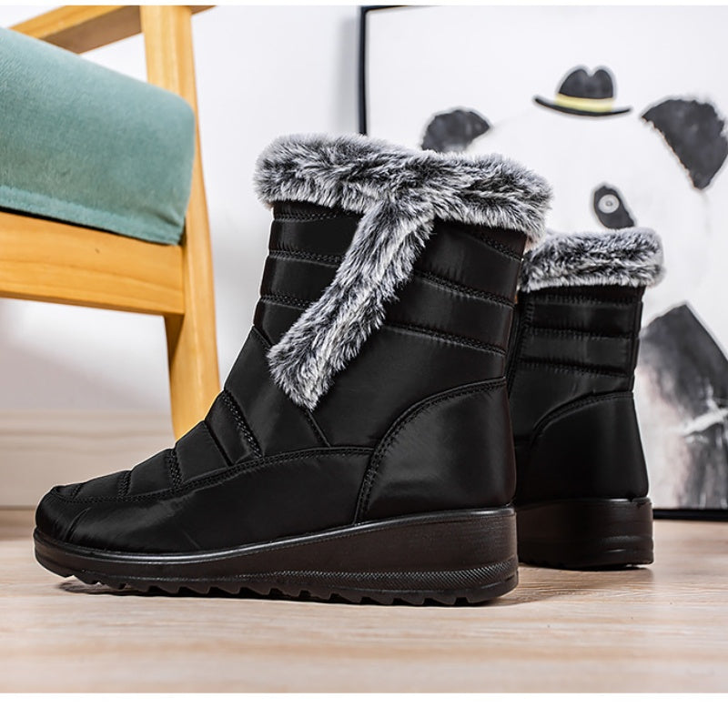 Botas cálidas e impermeables