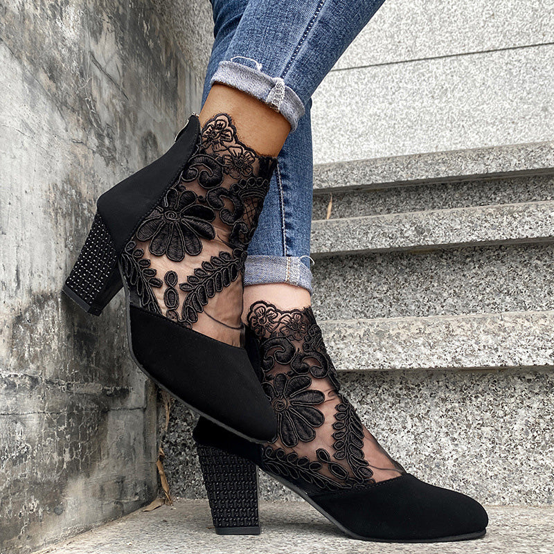 Bota con Encaje Maisa